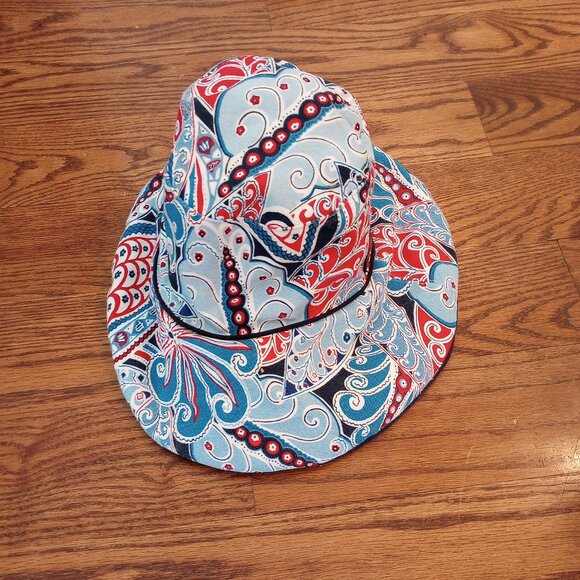 Vera Bradley Accessories - Vera Bradley Reversible Bucket Hat